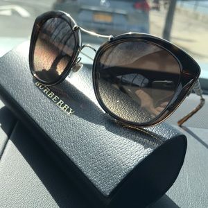Burberry sunglasses